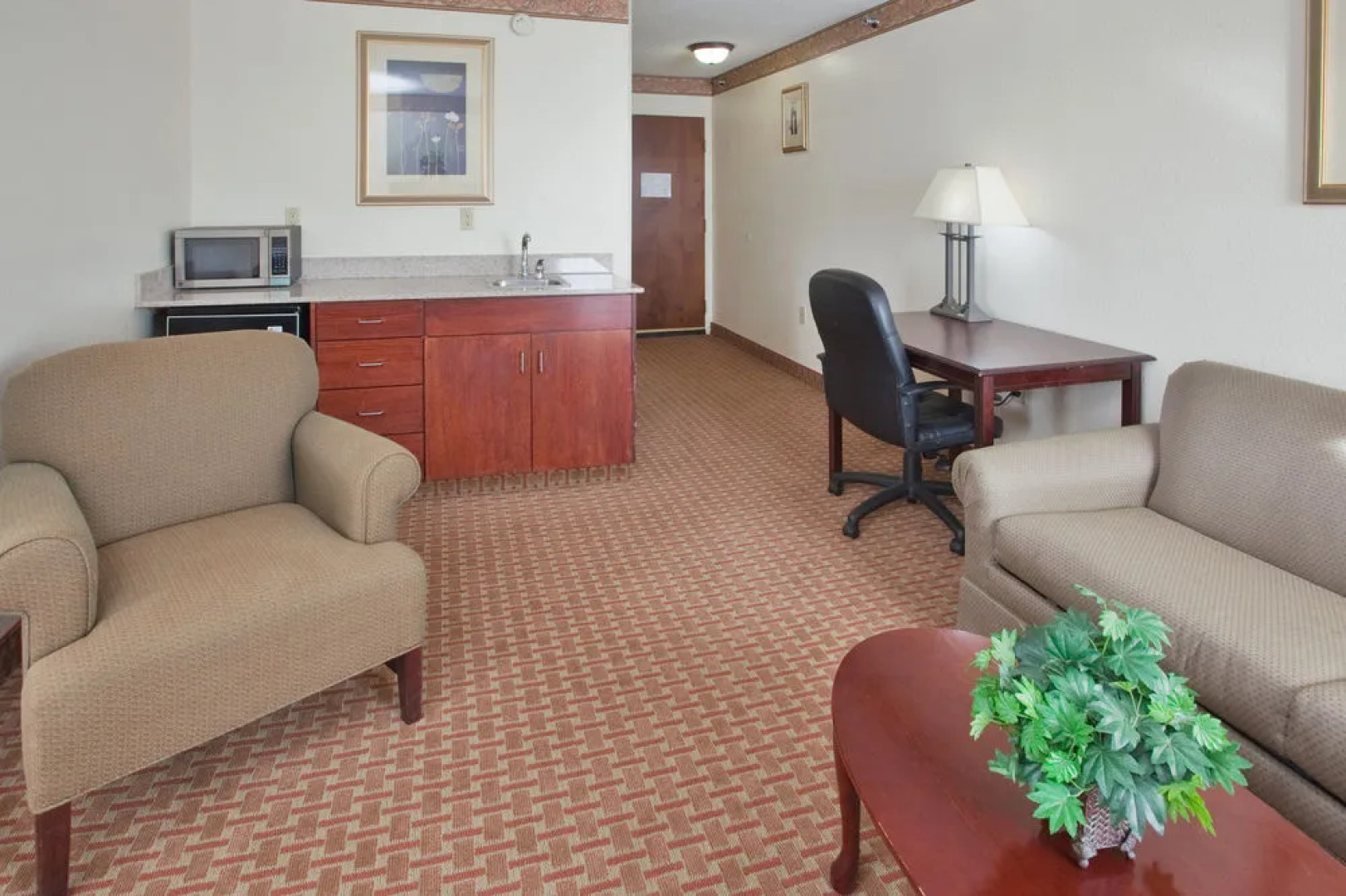 Holiday Inn Express Hotel & Suites Wilson I-95