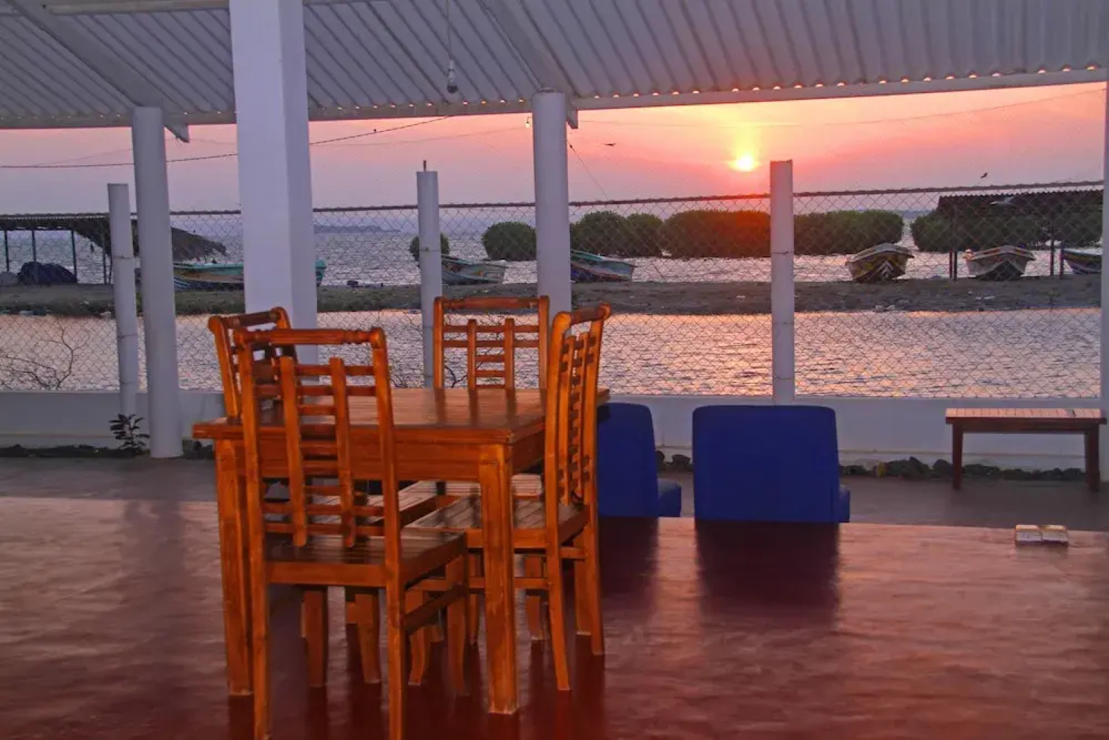 OYO 255 Atara Lagoon