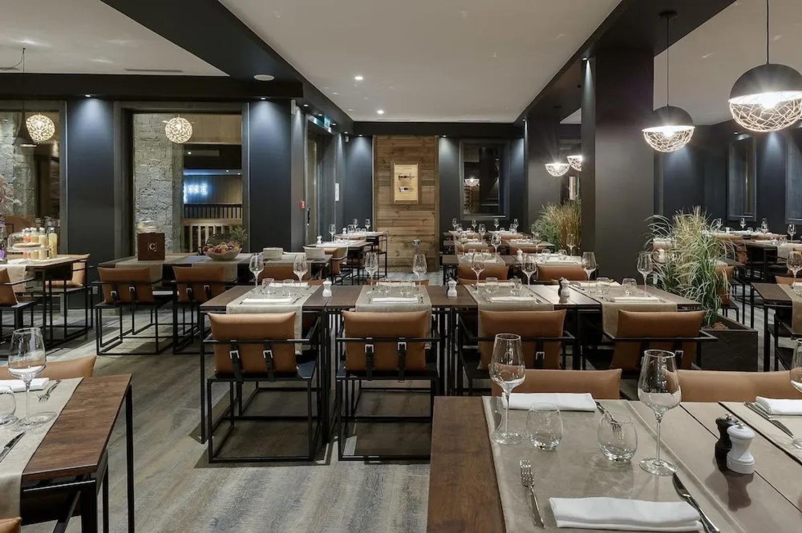 Mammoth Lodge Apartment T2 Cabin D04