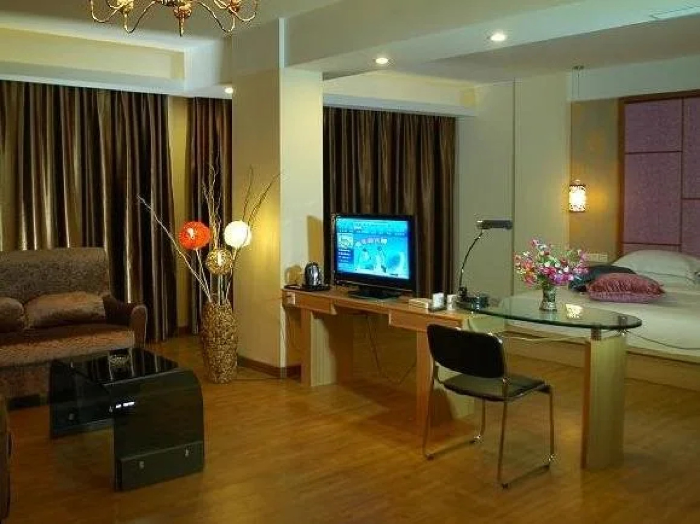 Nan Hai Jia Yuan Hotel