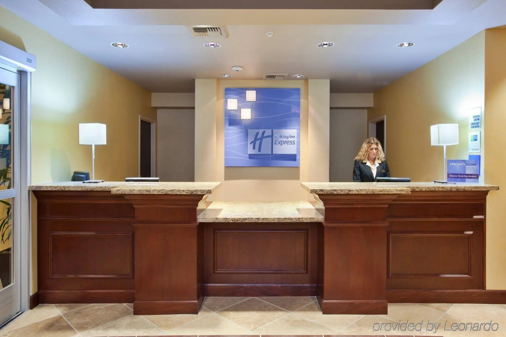 Holiday Inn Express & Suites Napa American Canyon by IHG