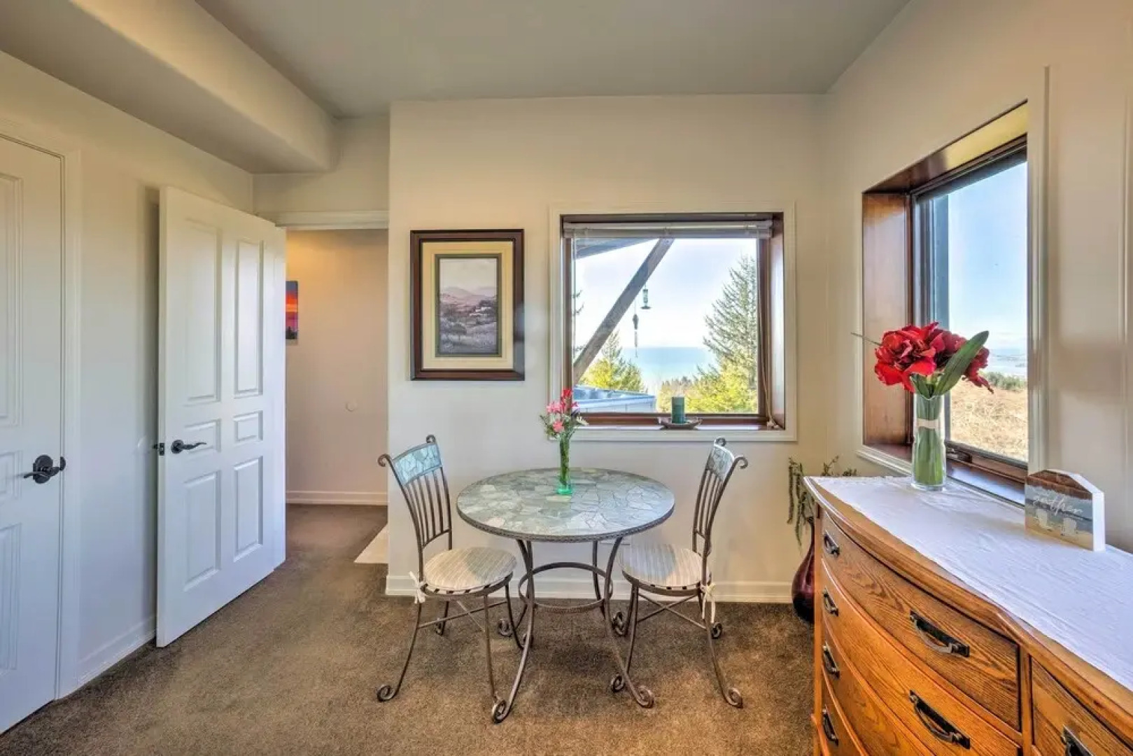 Stunning 360 Ocean Views, Near Redwoods NP!