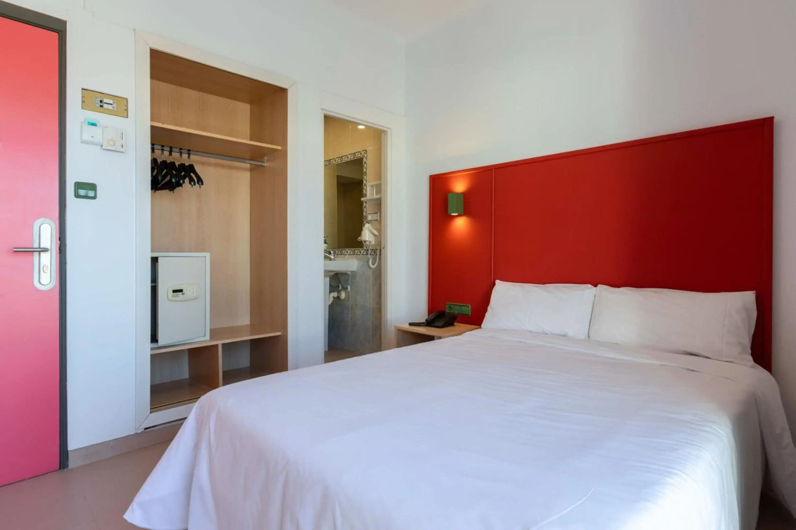 The Red Hotel by Ibiza Feeling - Adults only