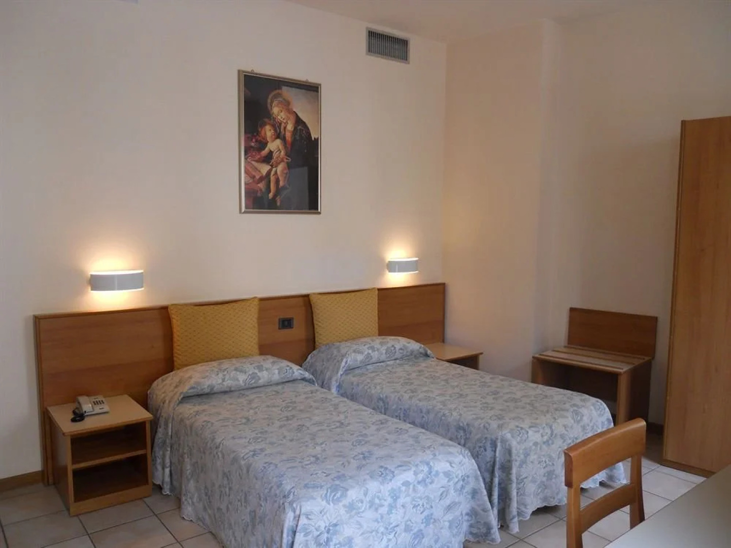 Hotel Pellegrino E Pace