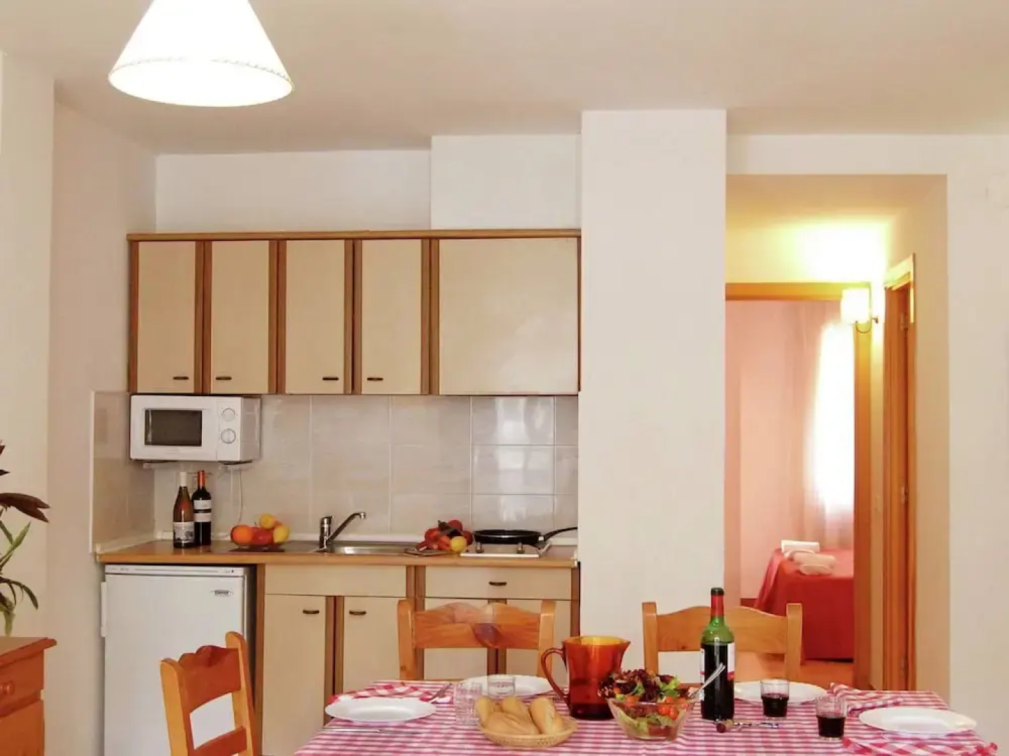 Cozy Apartment in Empuriabrava With Swimming Pool