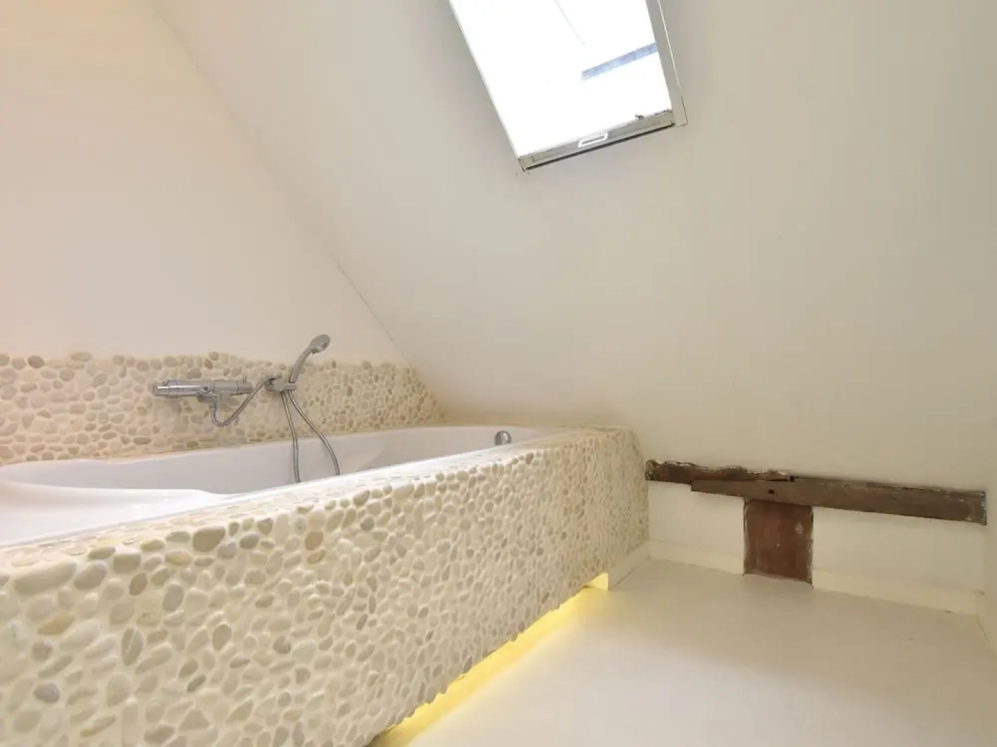 Farmhouse On Natural Reserve in Rijssen With Garden