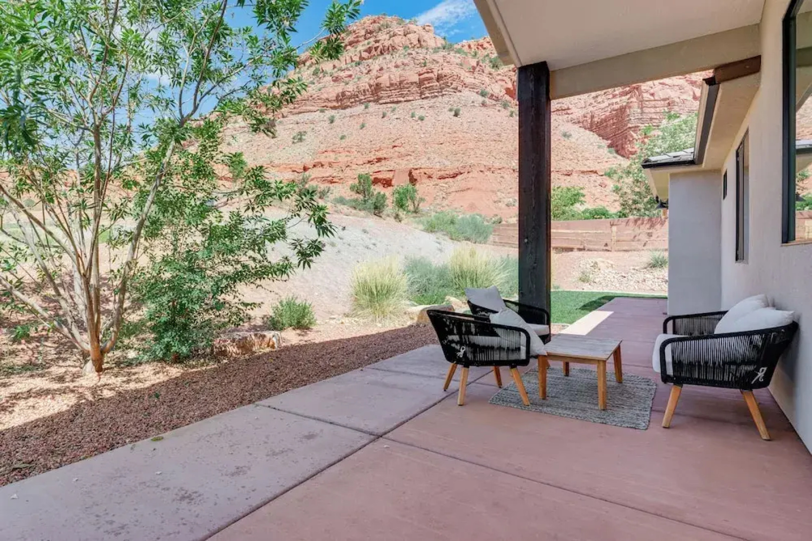 Gorgeous Kanab Home: Canyon Views & Pool Access!
