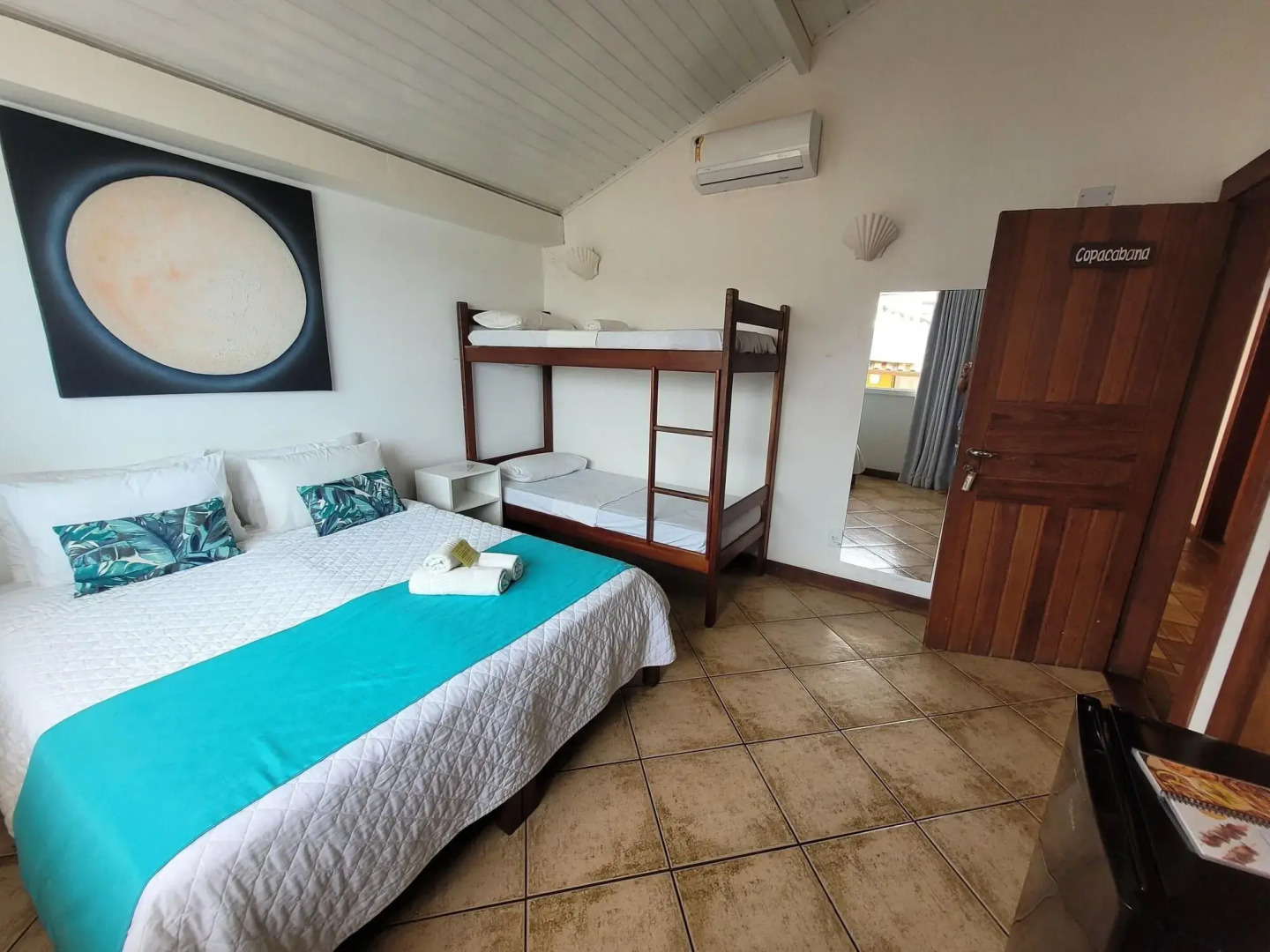 Bamboo Búzios Hostel