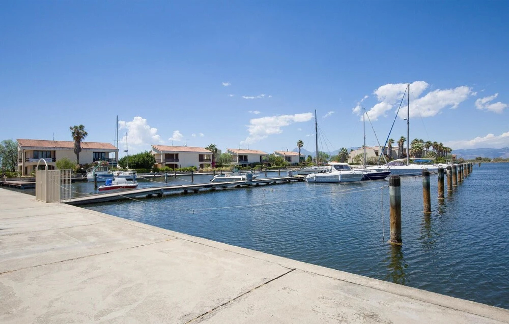 Beautiful Apartment in Cassano Allo Jonio With