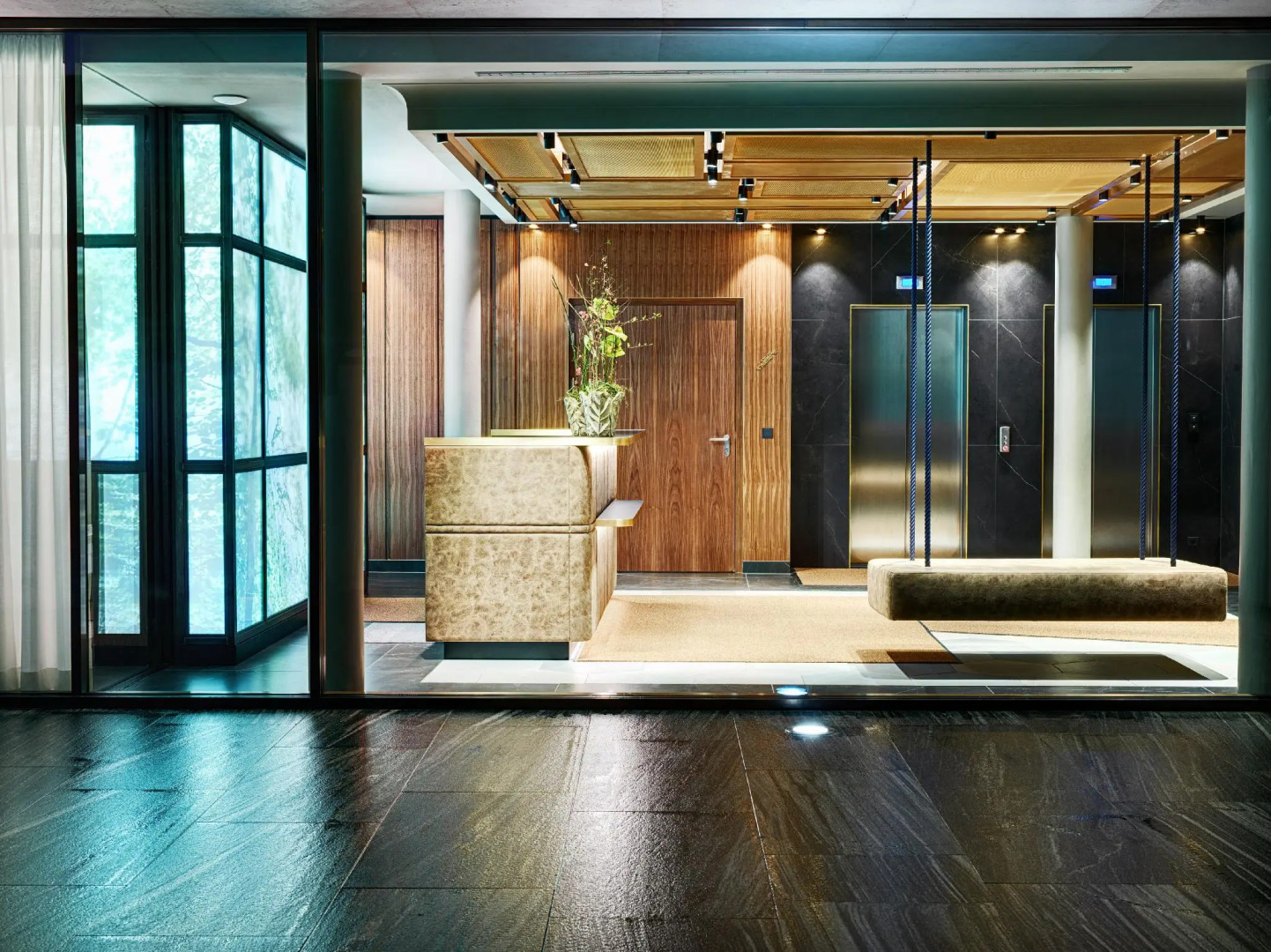 Stage 12 Hotel by Penz