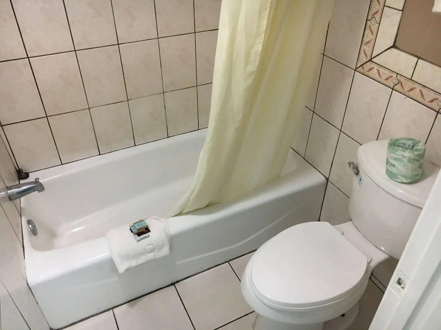 Del Amo Inn
