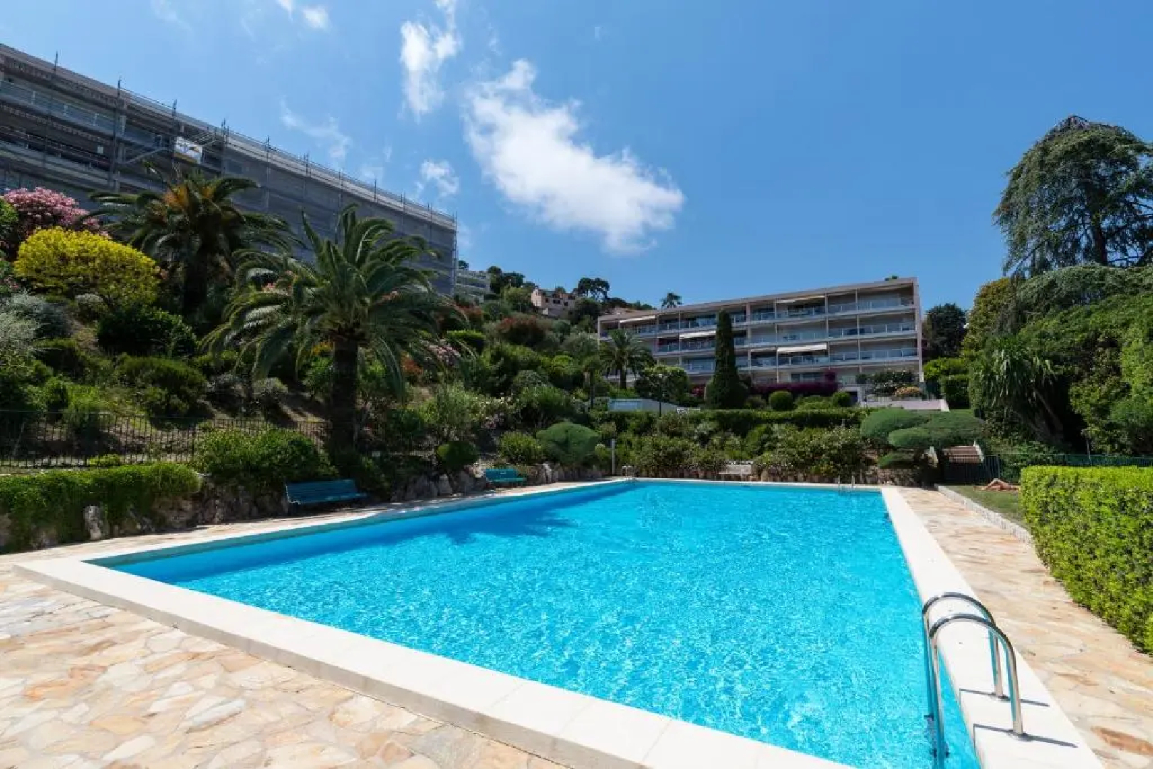 Sea View Park Swimming Pool & Tennis 2 Bdrs