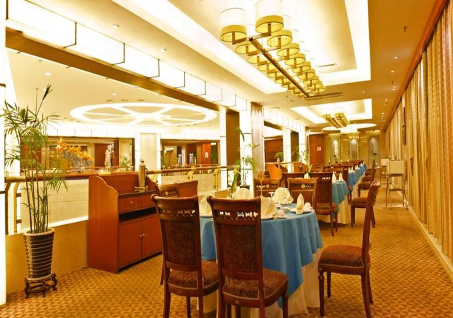 Yiwu Yi He Hotel