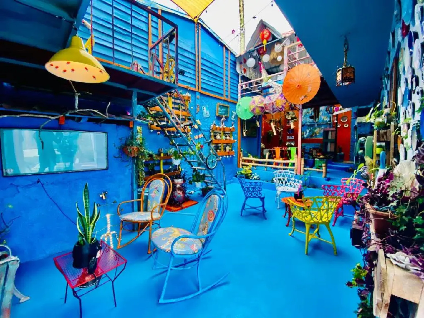 La Fuente House Hostel