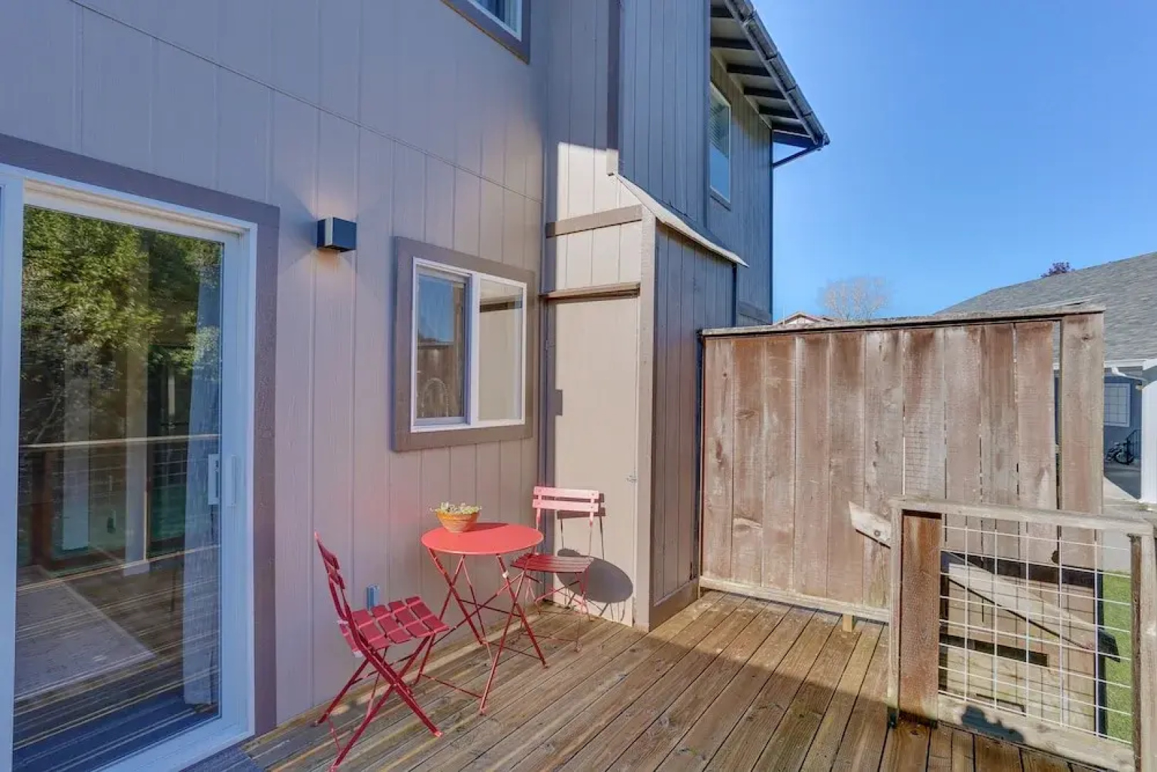 Airy Fortuna Apartment With Deck!