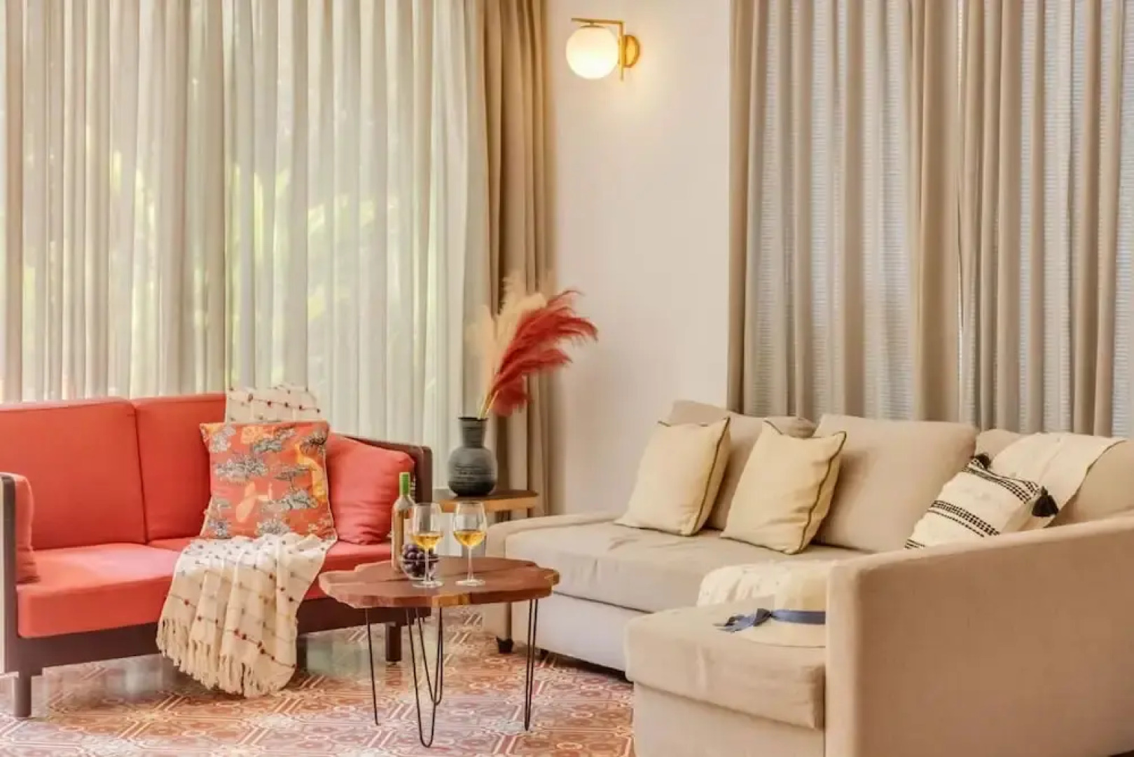 Stylish 2BR w Pool Near Candolim and Coco Beach