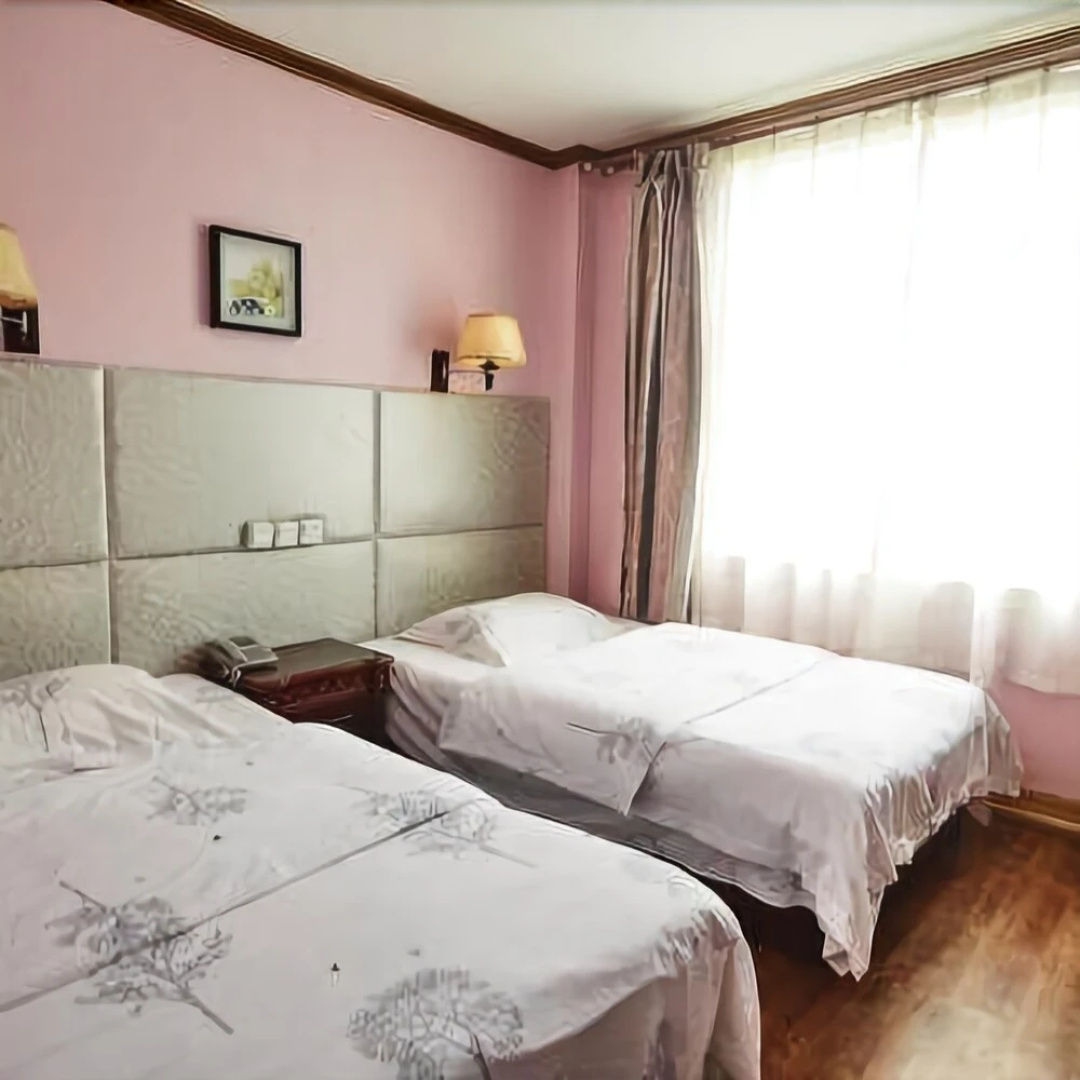 Hai Yue Holiday Hotel