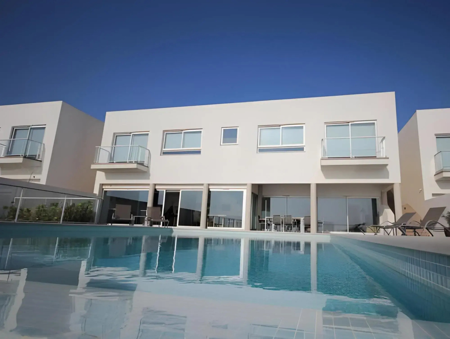 The Beachfront Praia D'el Rey Golf & Beach Resort