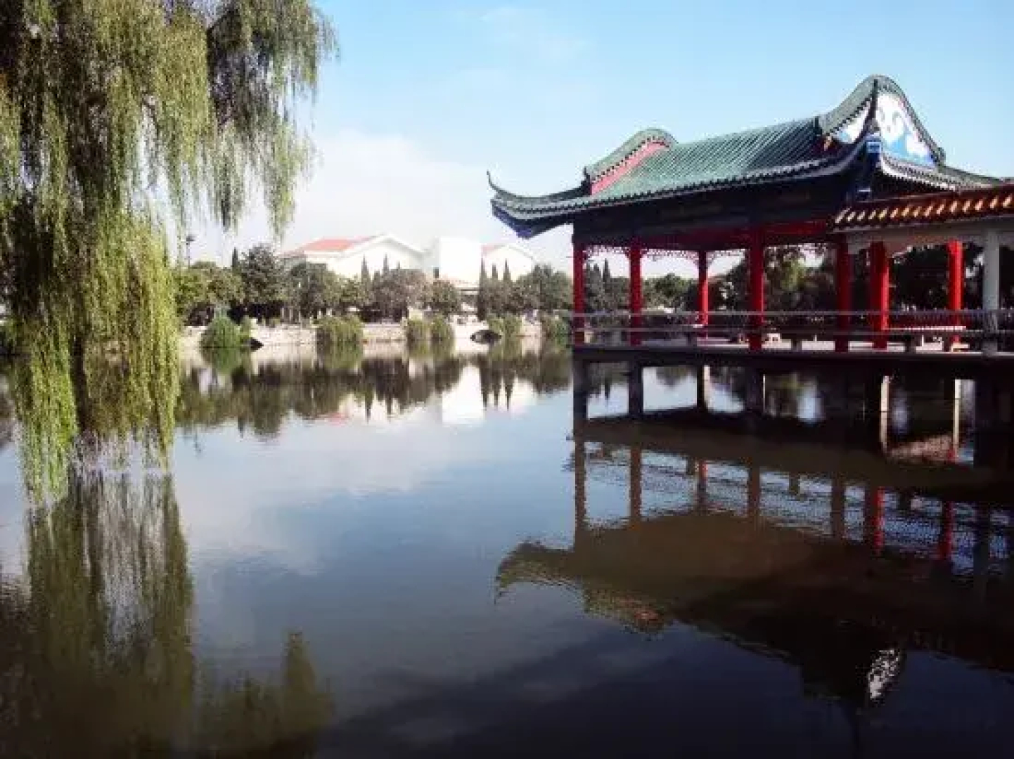 Nanhu Hotel