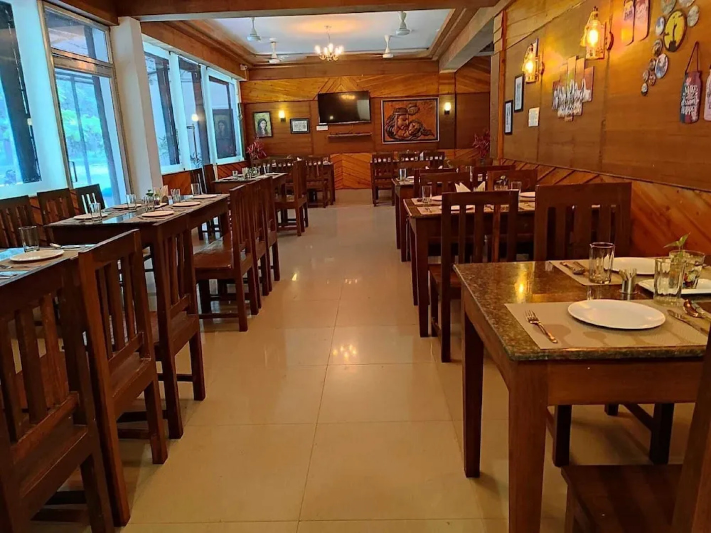 Chocolate Inn Rainforest Resort