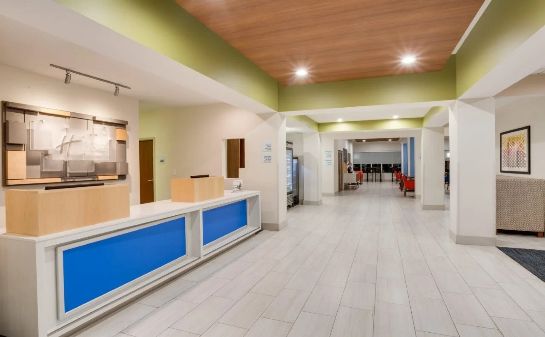 Holiday Inn Express Hotel & Suites Tampa-Fairgrounds-Casino by IHG