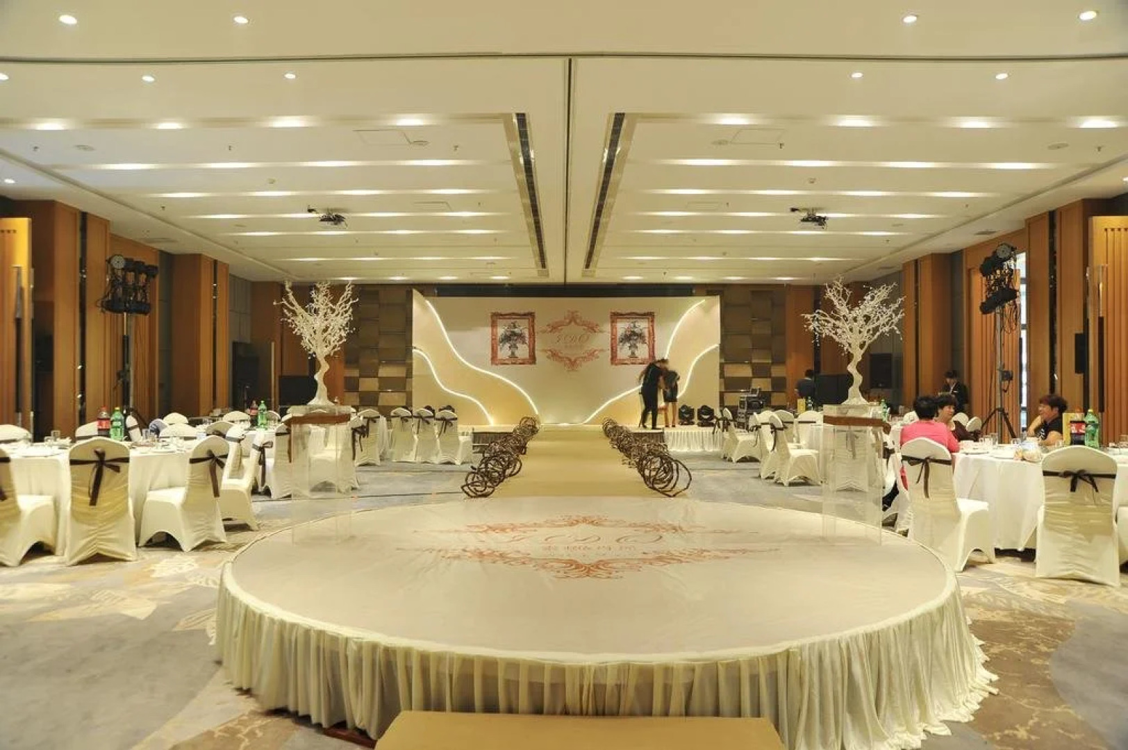 Grand Metropark Orient Hotel