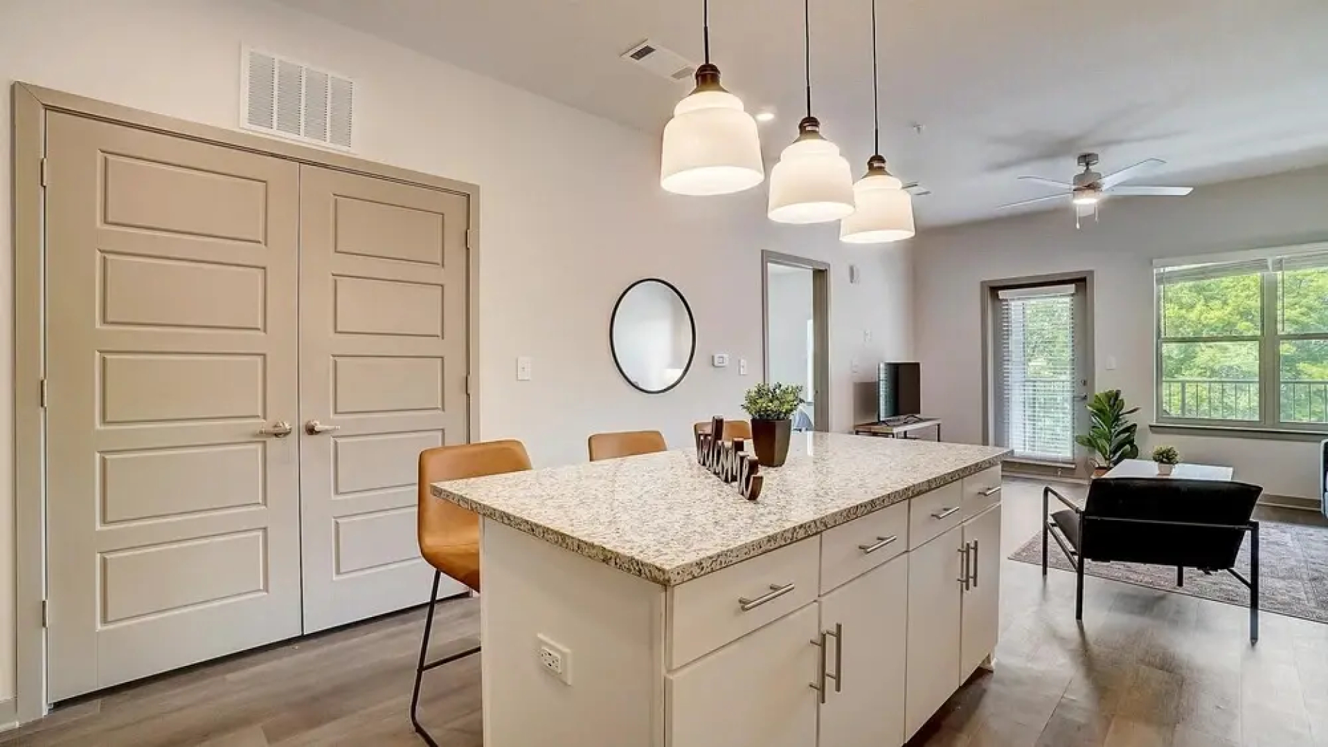 FRONTDESK Axel Row Apts Avondale Birmingham