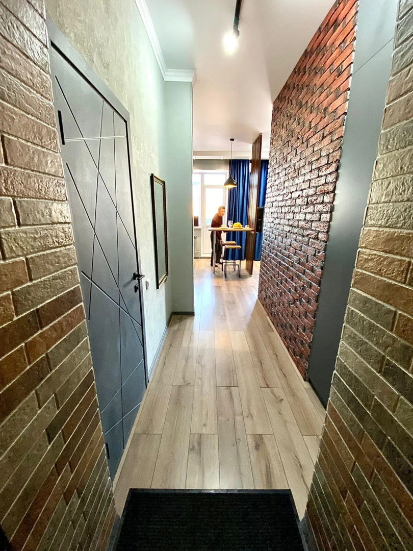 Light House (Лайт Хаус) на проспекте Алии Молдагуловой 30Б