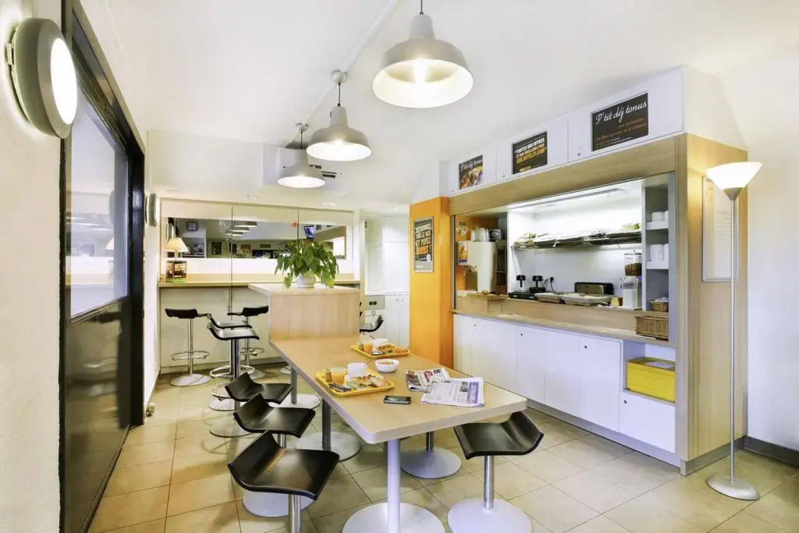 hotelF1 Aulnay Garonor A1