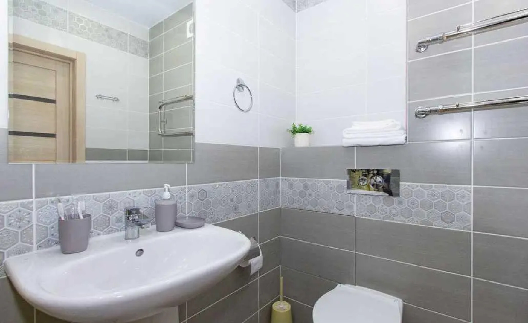 Апартаменты на Немировича-Данченко 150