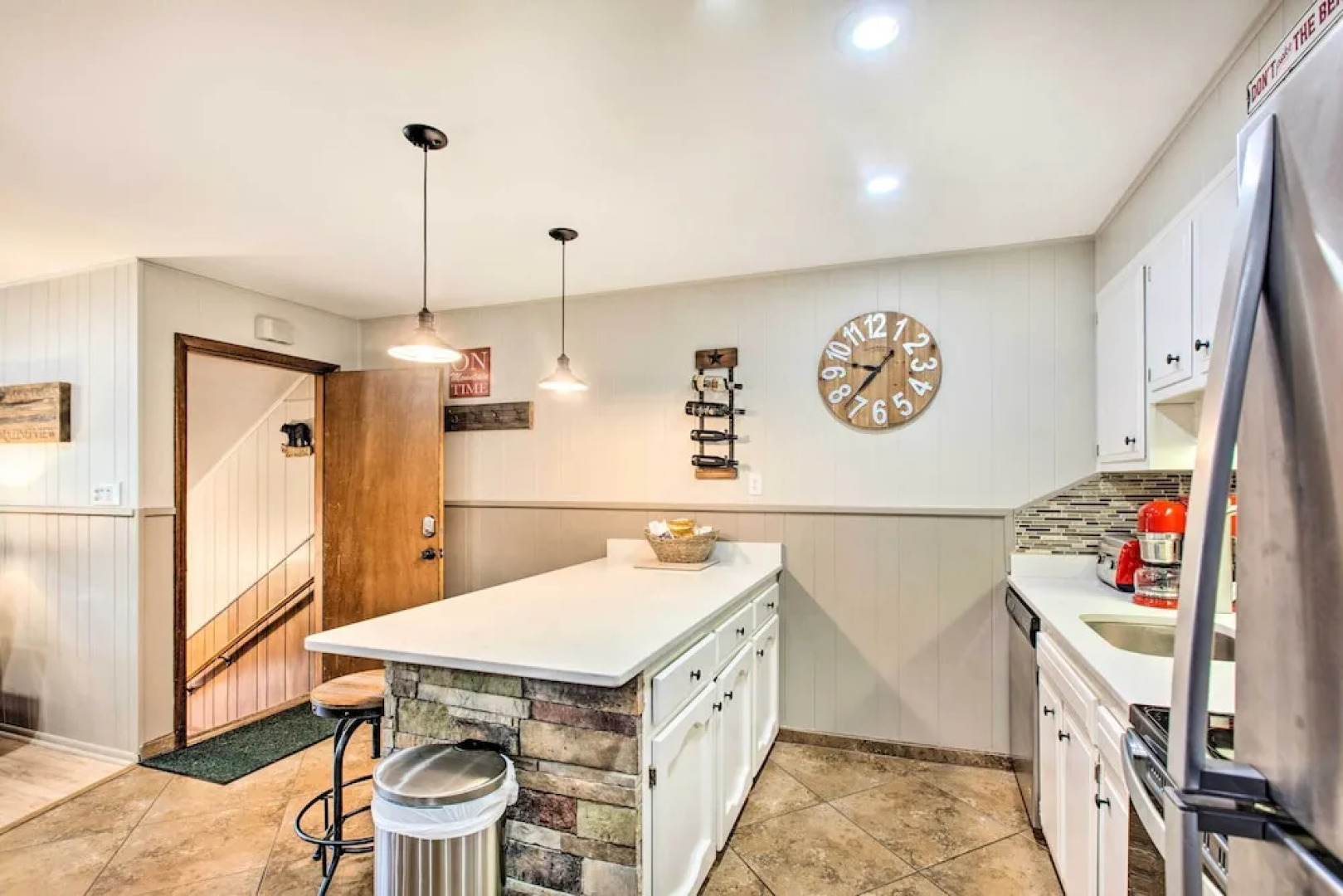 Main St Red River Ski Condo w/ Mountain View!