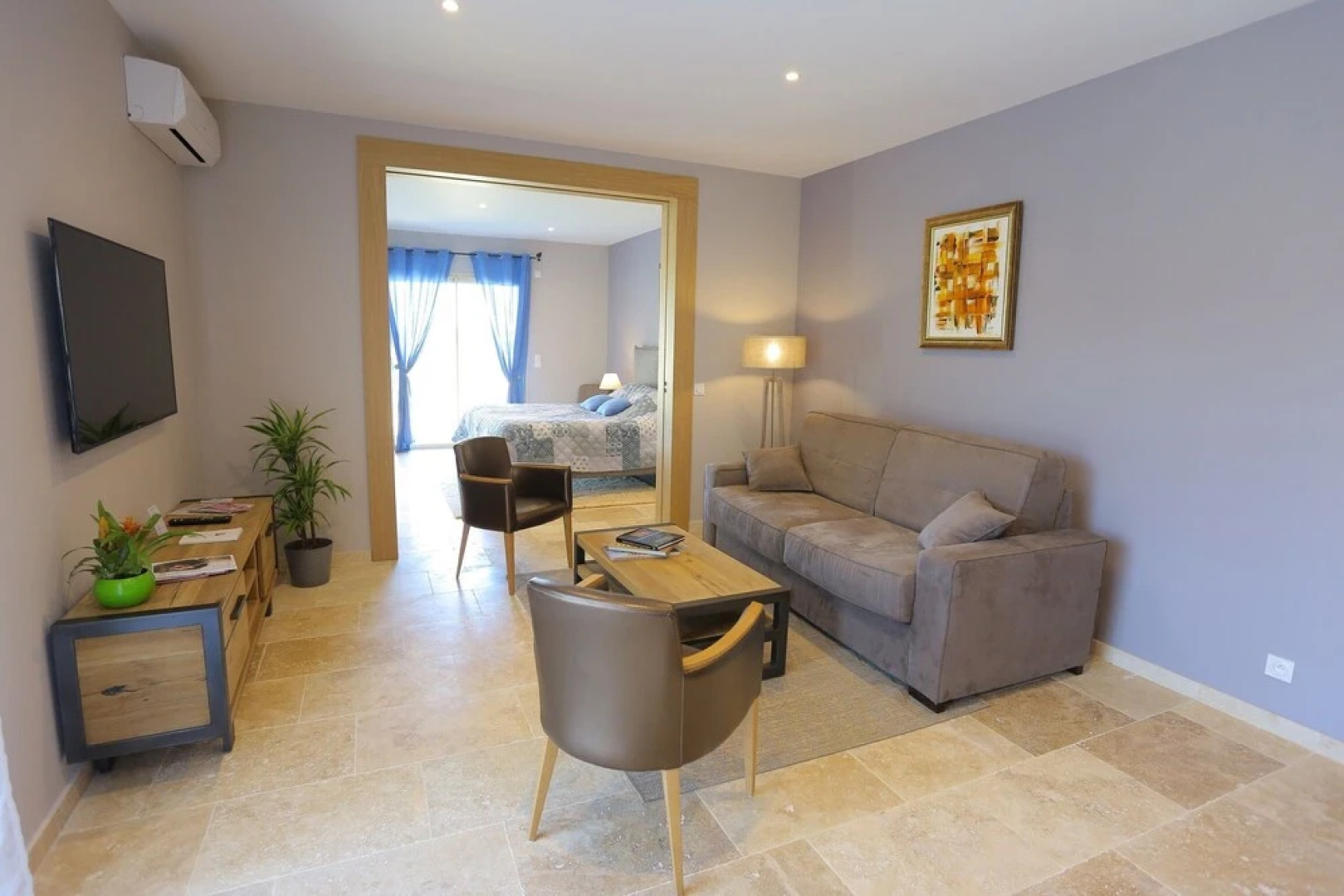 Entre Vigne et Garrigue