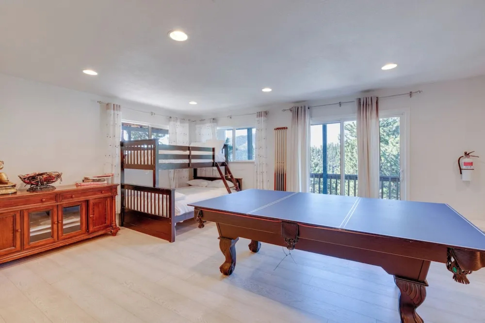 Scenic Home w/ Sauna - 7 Mi to Heavenly Mountain!