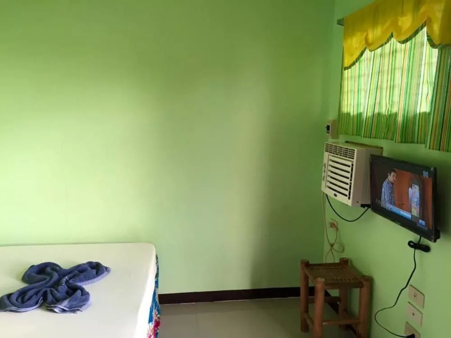 Oliveros Place