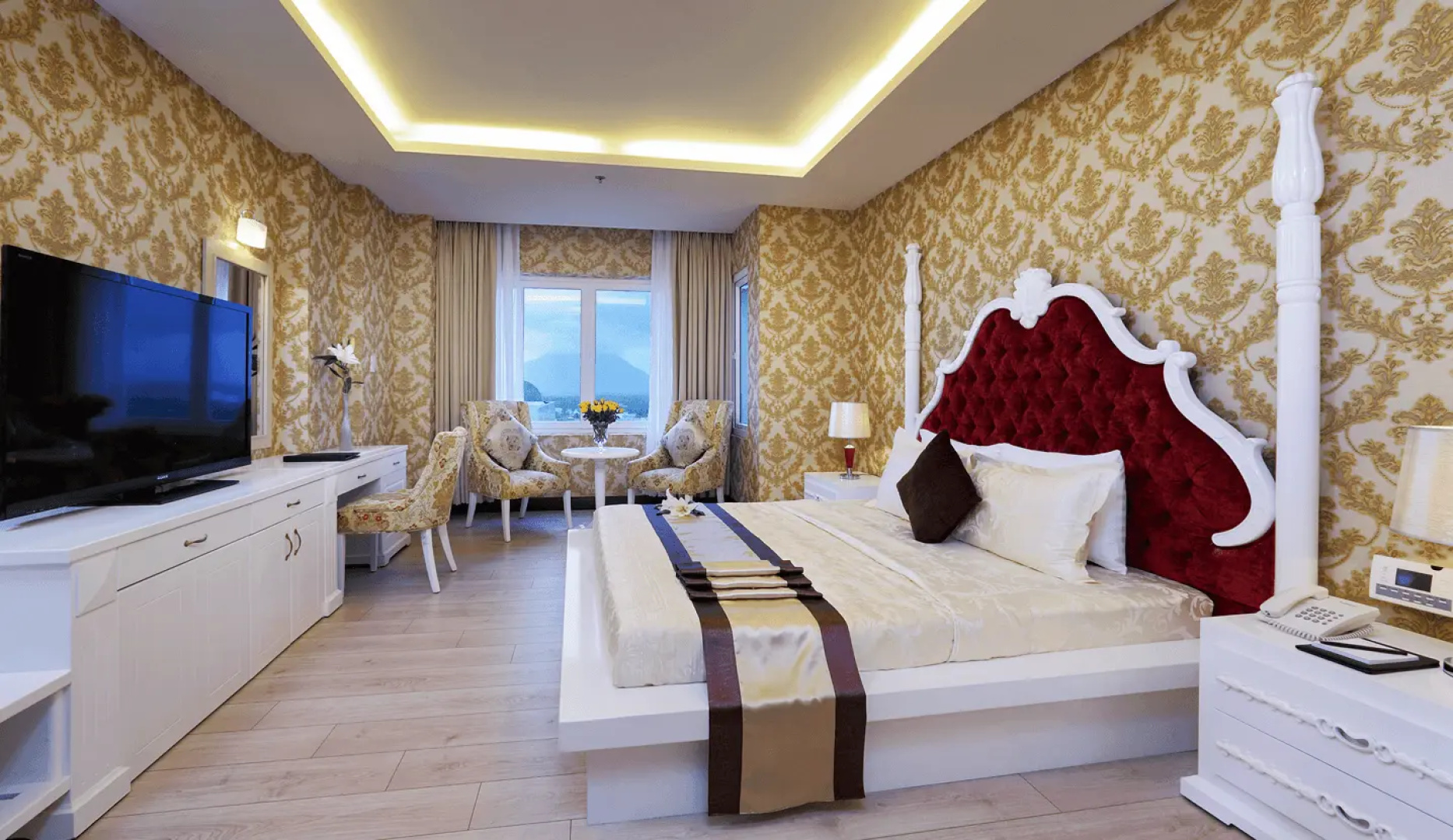 Sunrise Hotel
