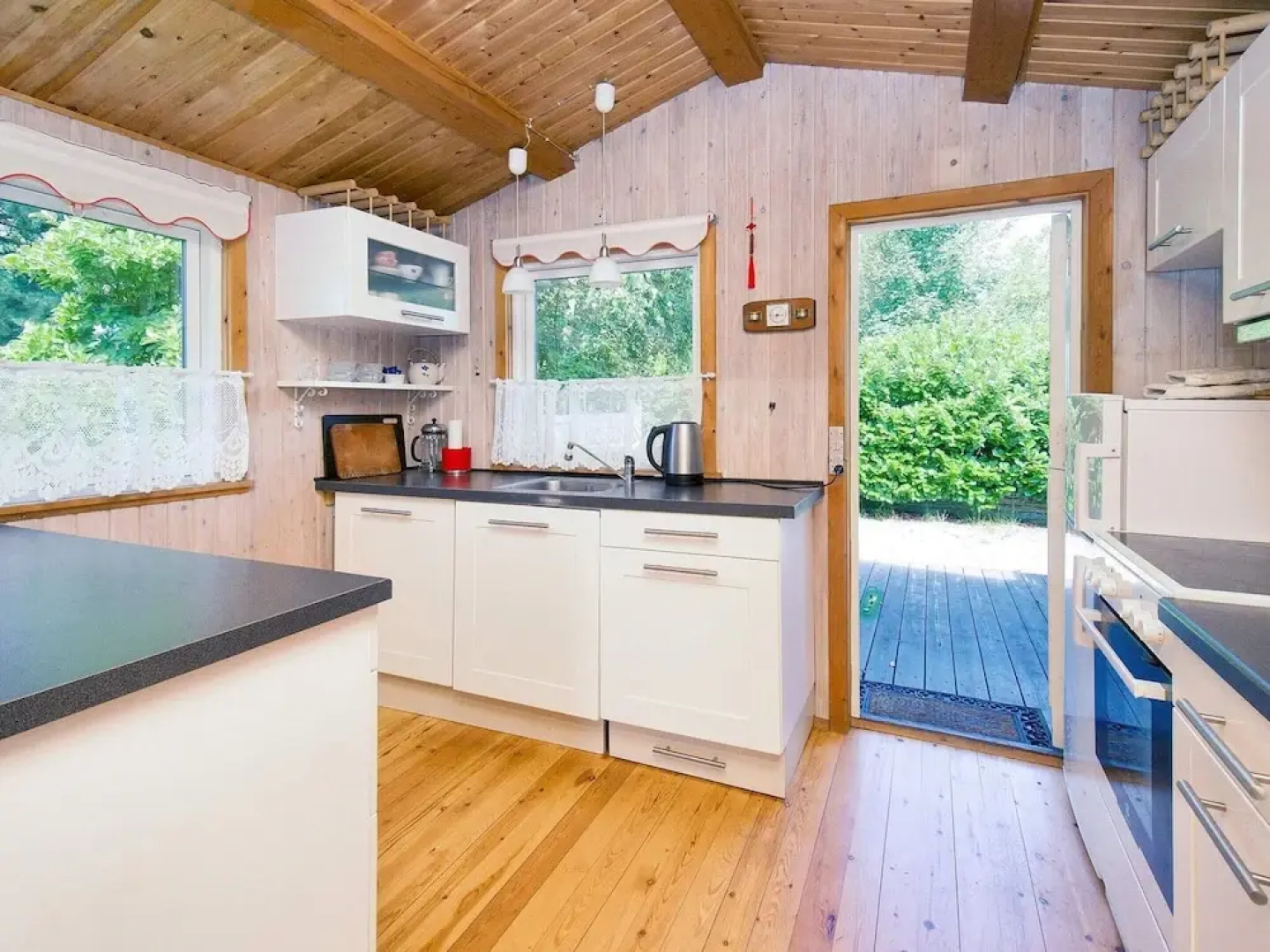 Quaint Holiday Home in Hovedstaden near Sea