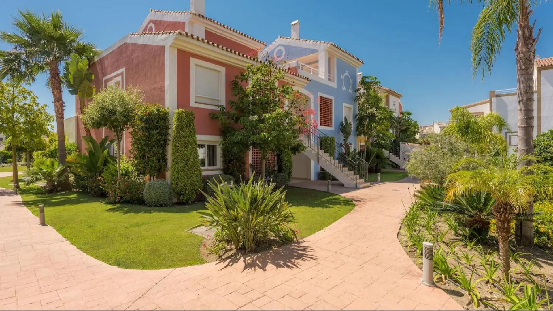 Cortijo del Mar Resort