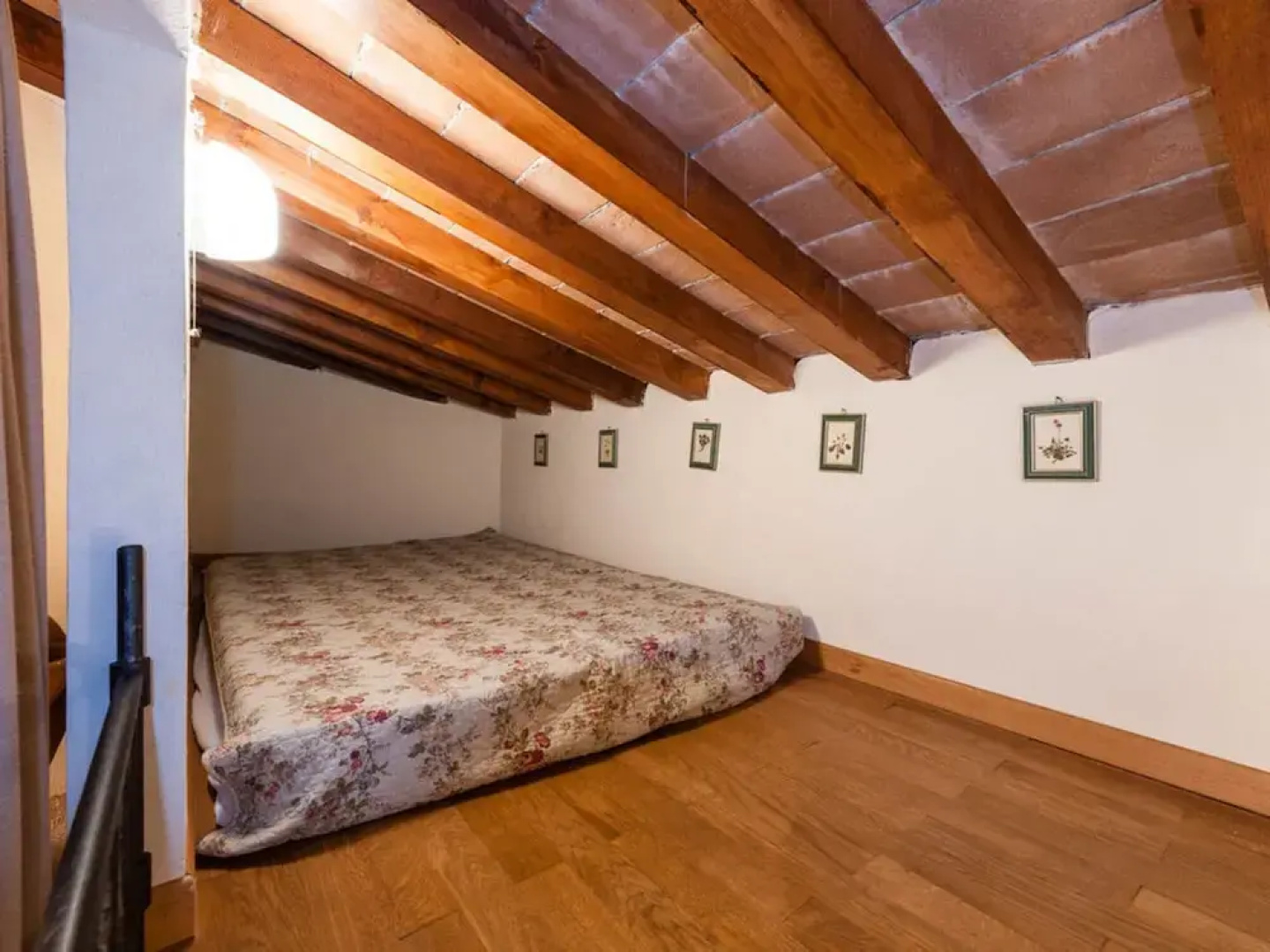 Casina Montenero Comfortable Holiday Residence