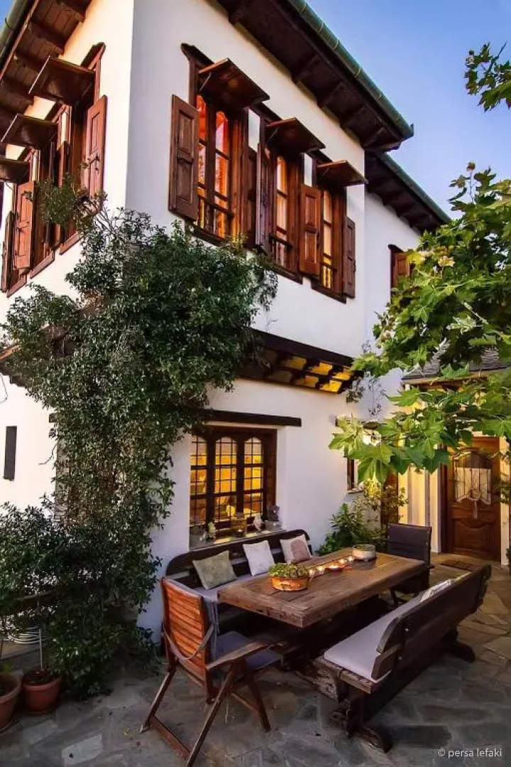 Villa Virginaki