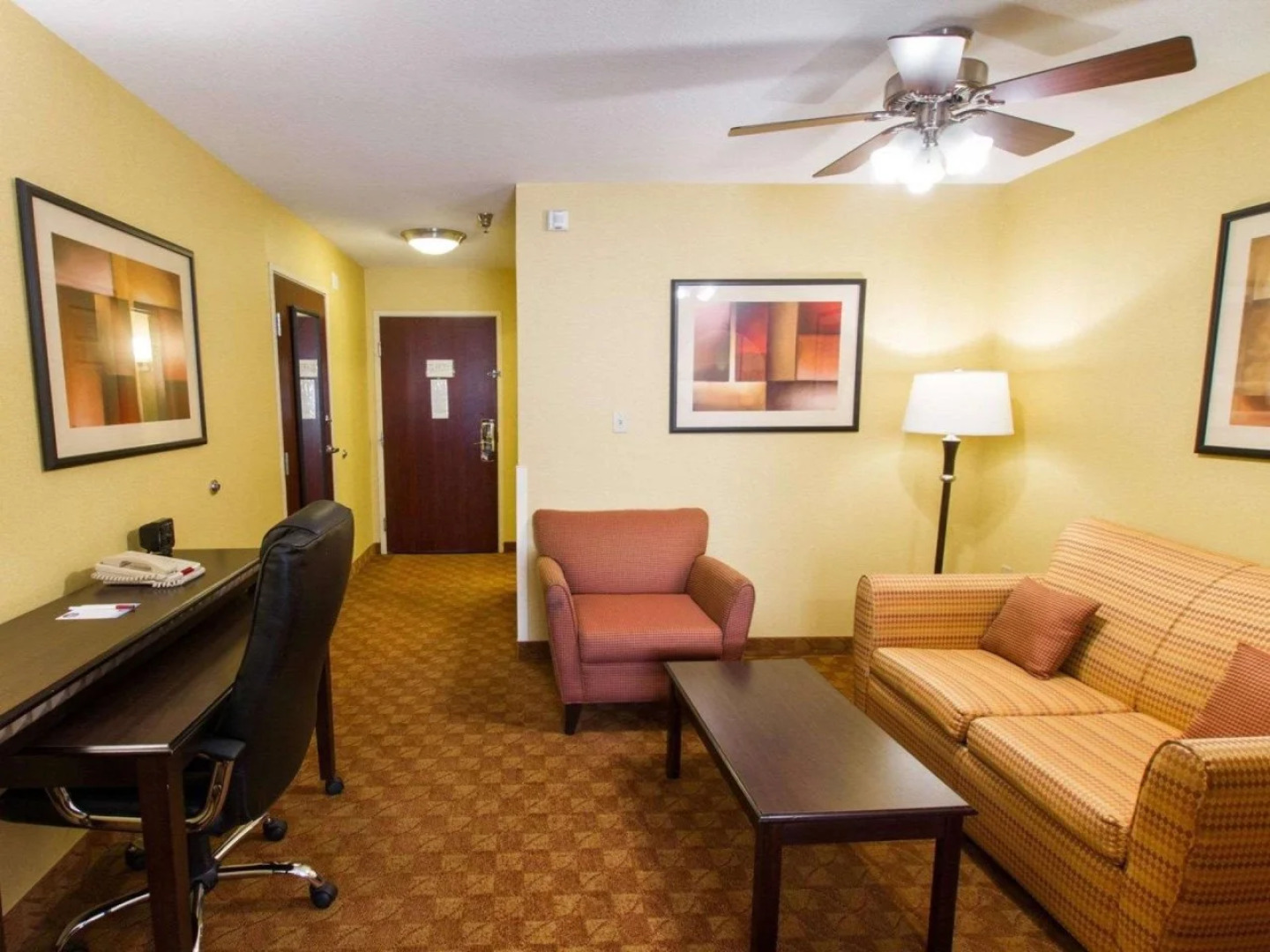 Comfort Suites Phoenix Airport