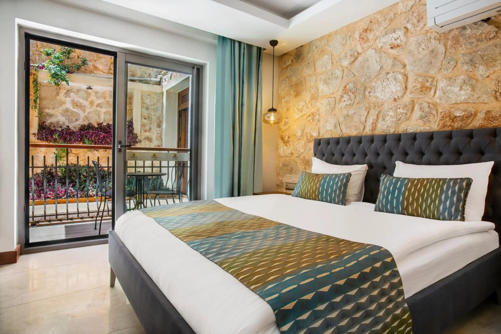 Molino Hotel