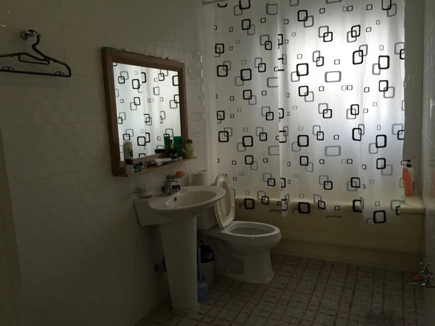 Suwon Guesthouse 2nd oppane