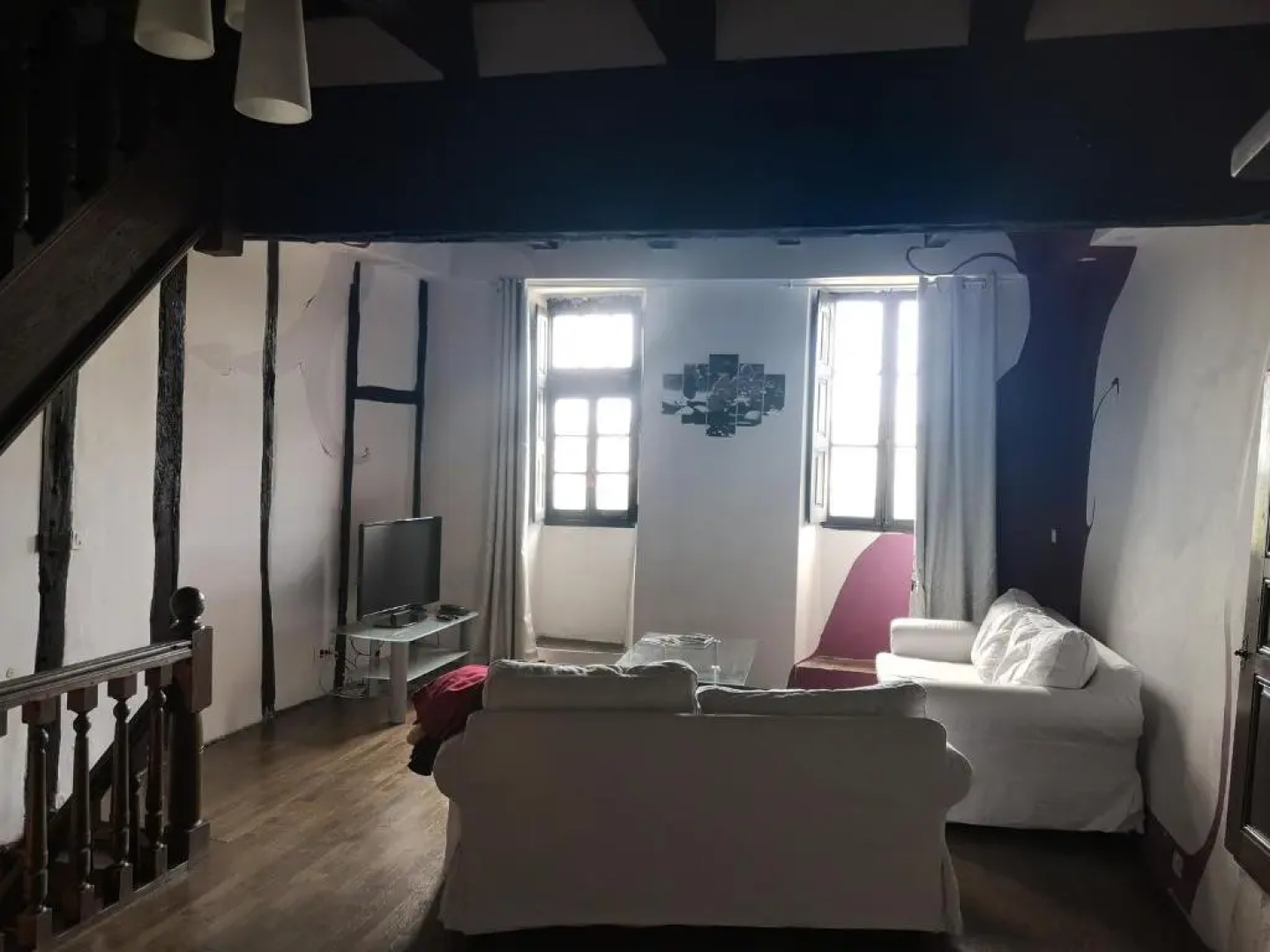 Maison atypique à Cordes-Sur-Ciel 2 chambres