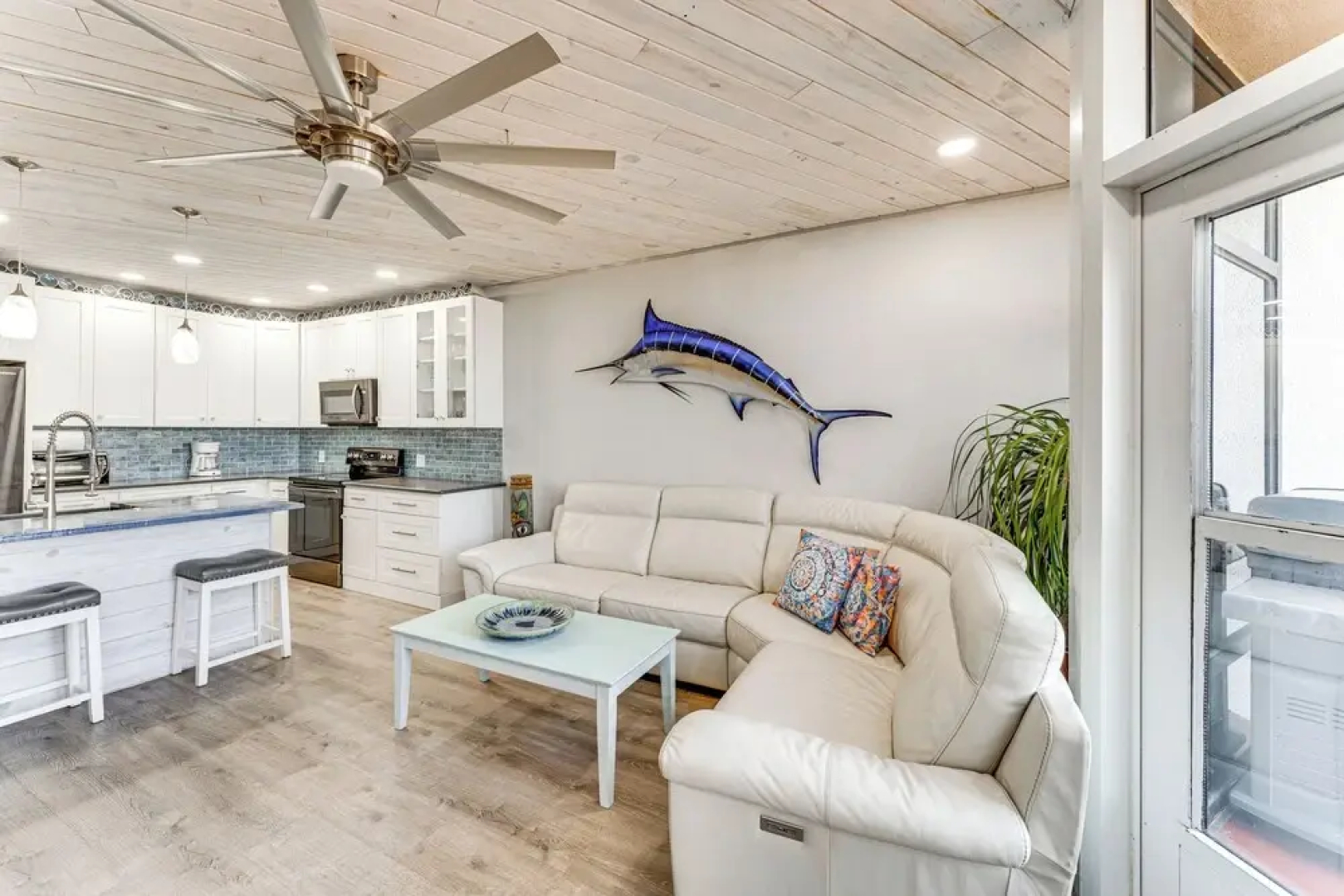 Oceanfront Condo w/ Views 1 Mi to New Smyrna Beach