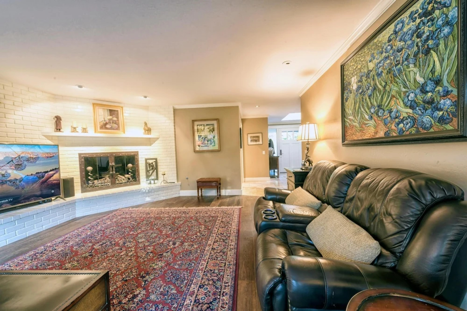 Lx47: Pebble Garden Retreat Home With Modern Kitchen