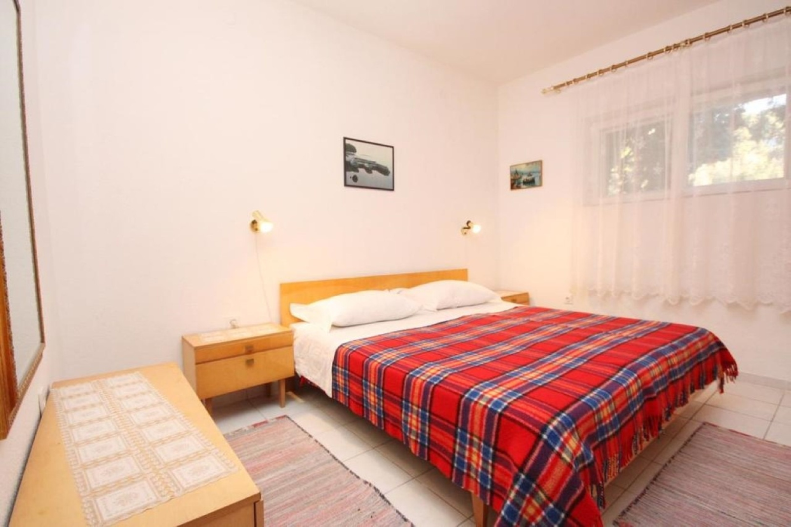 Holiday house Sunce - relaxing & quiet: Maslinica, Island Solta