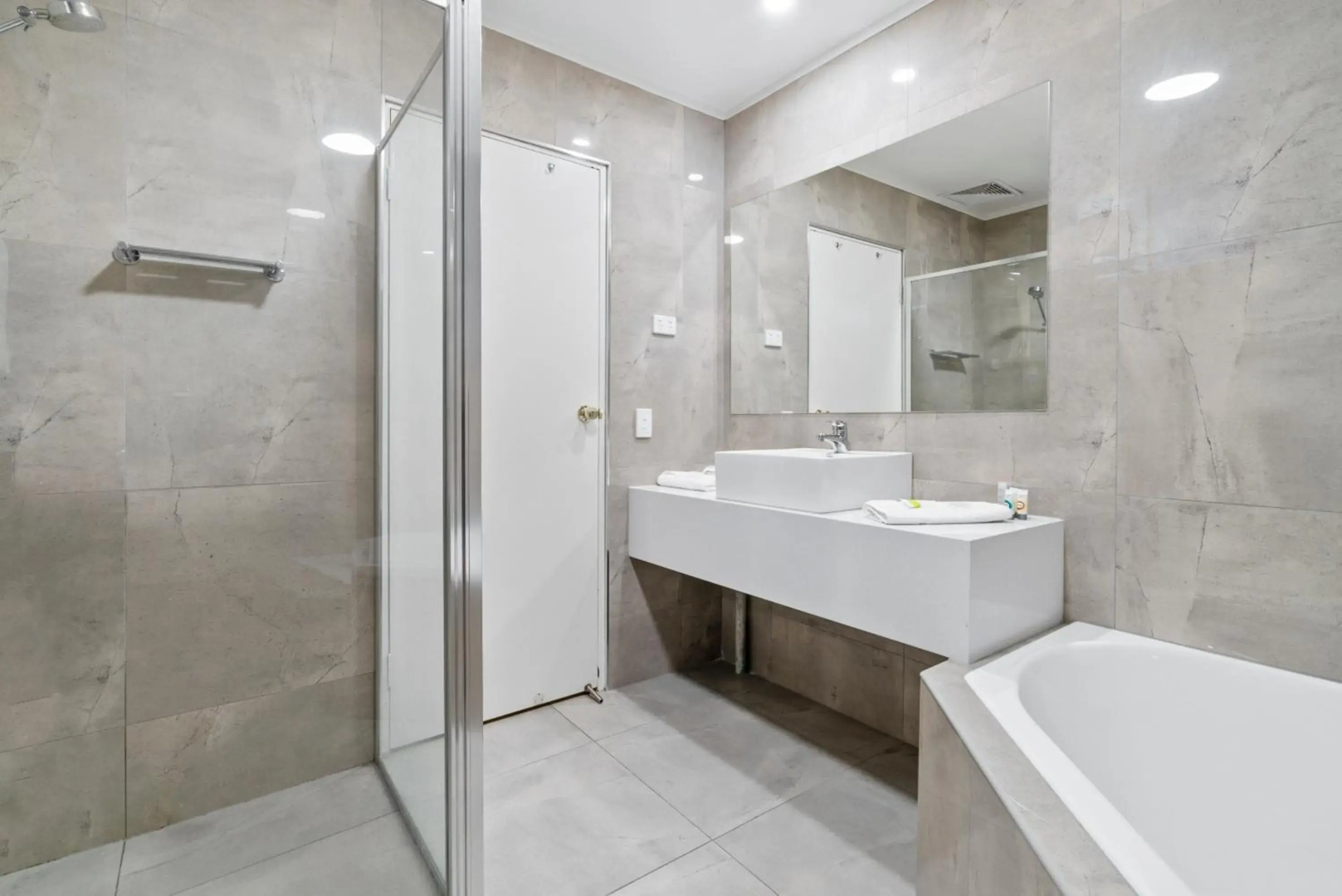 Sherbourne Terrace Hotel