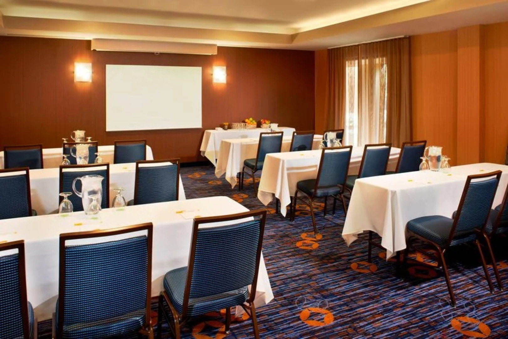 Courtyard Cleveland Airport North