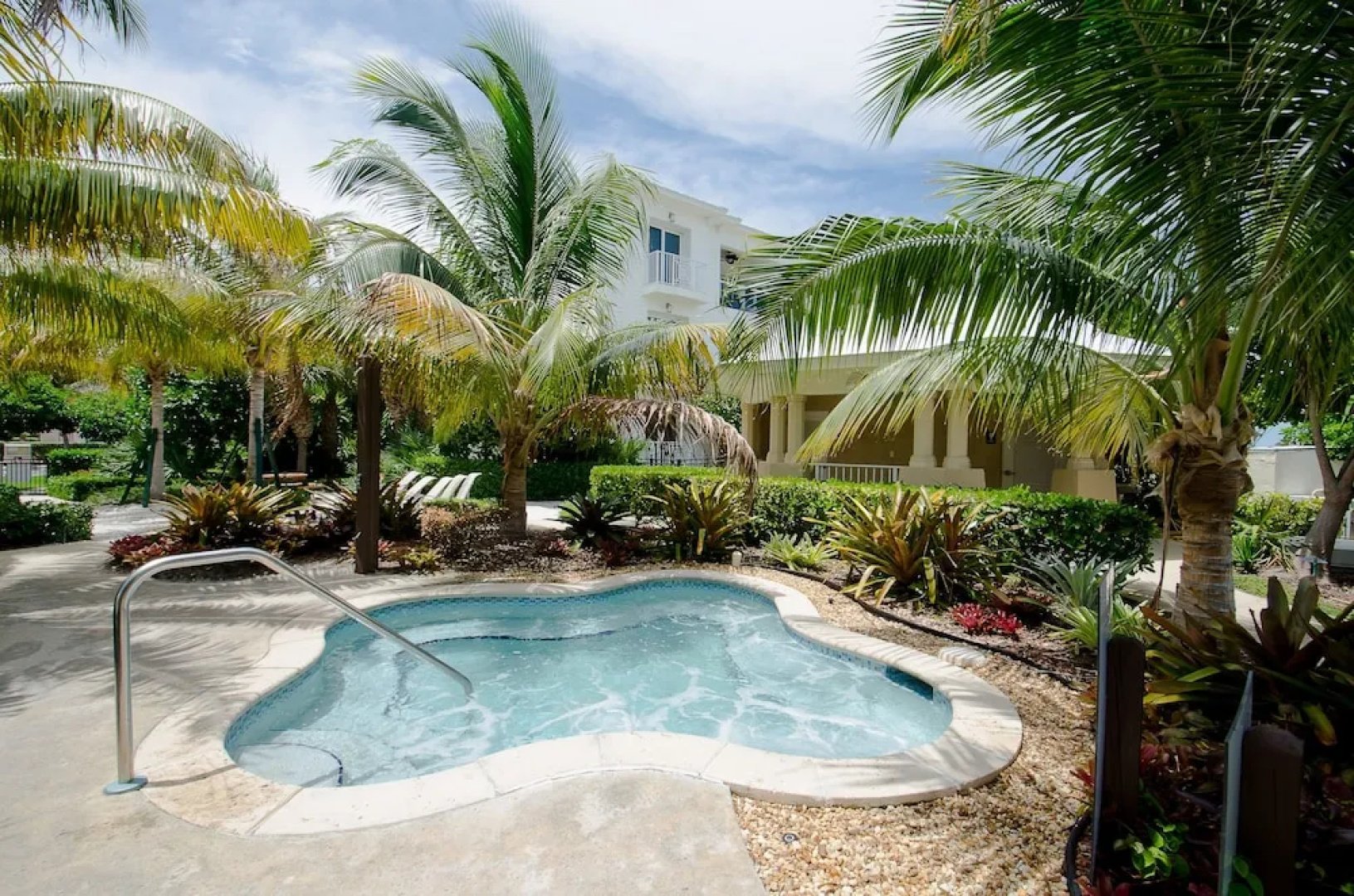 Mariner's Club Key Largo by KeysCaribbean
