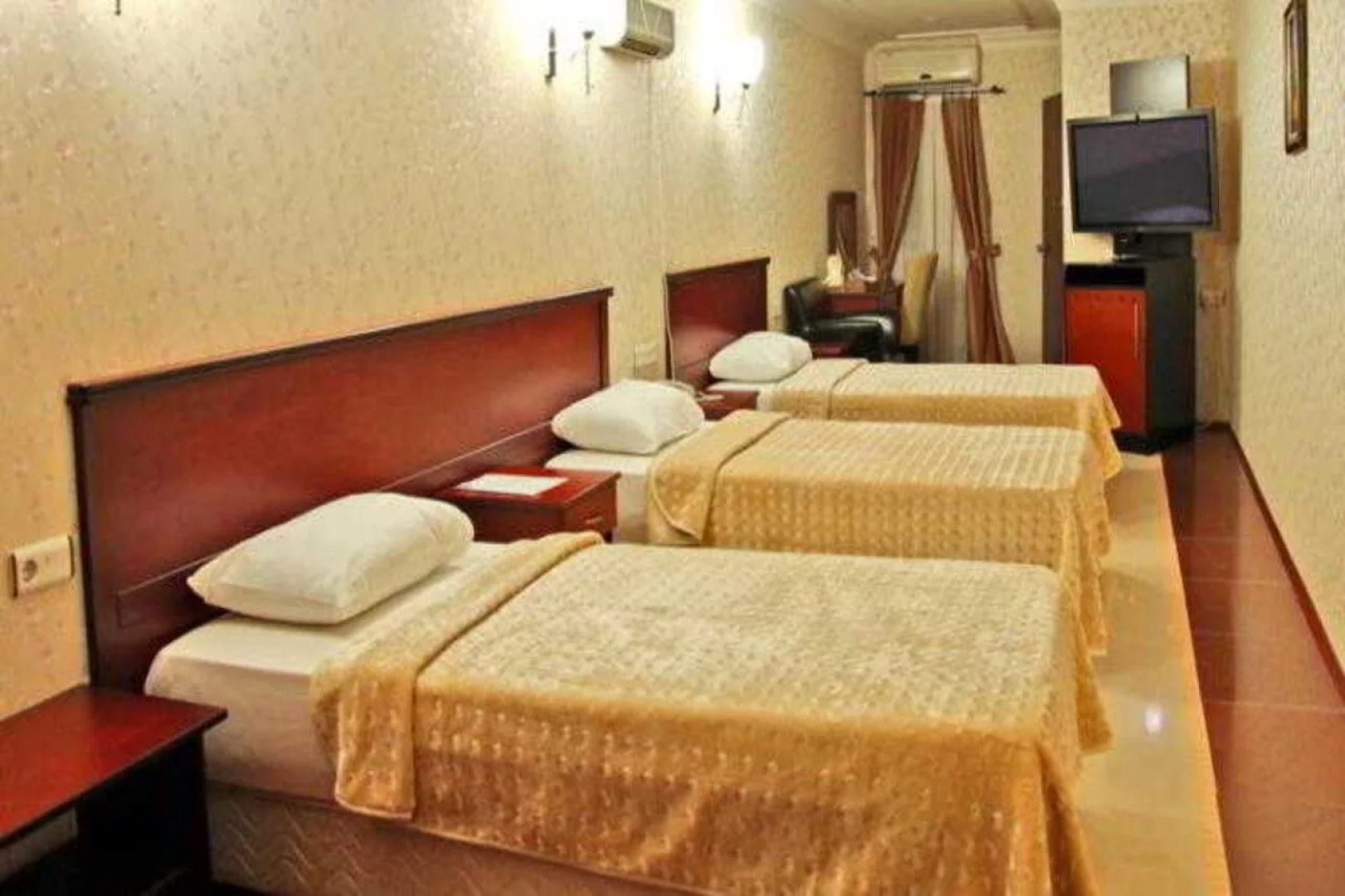 Mars Business Hotel